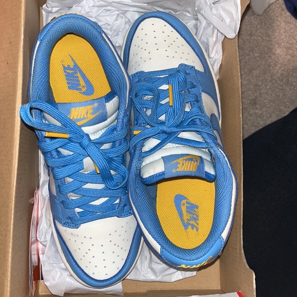 Barely worn, great condition. Bought for $453 - Picture 3 of 4